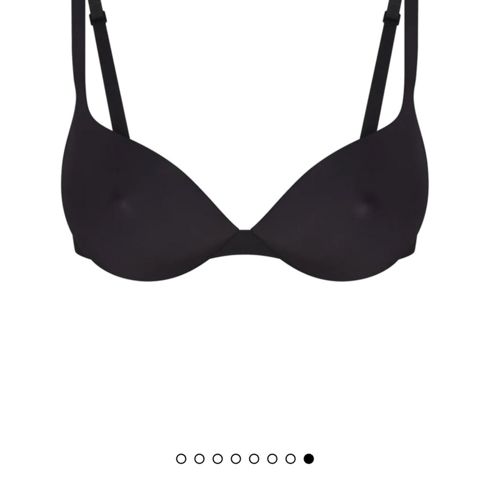 SKIMS NWOT Nipple Bra, 34 C, Onyx